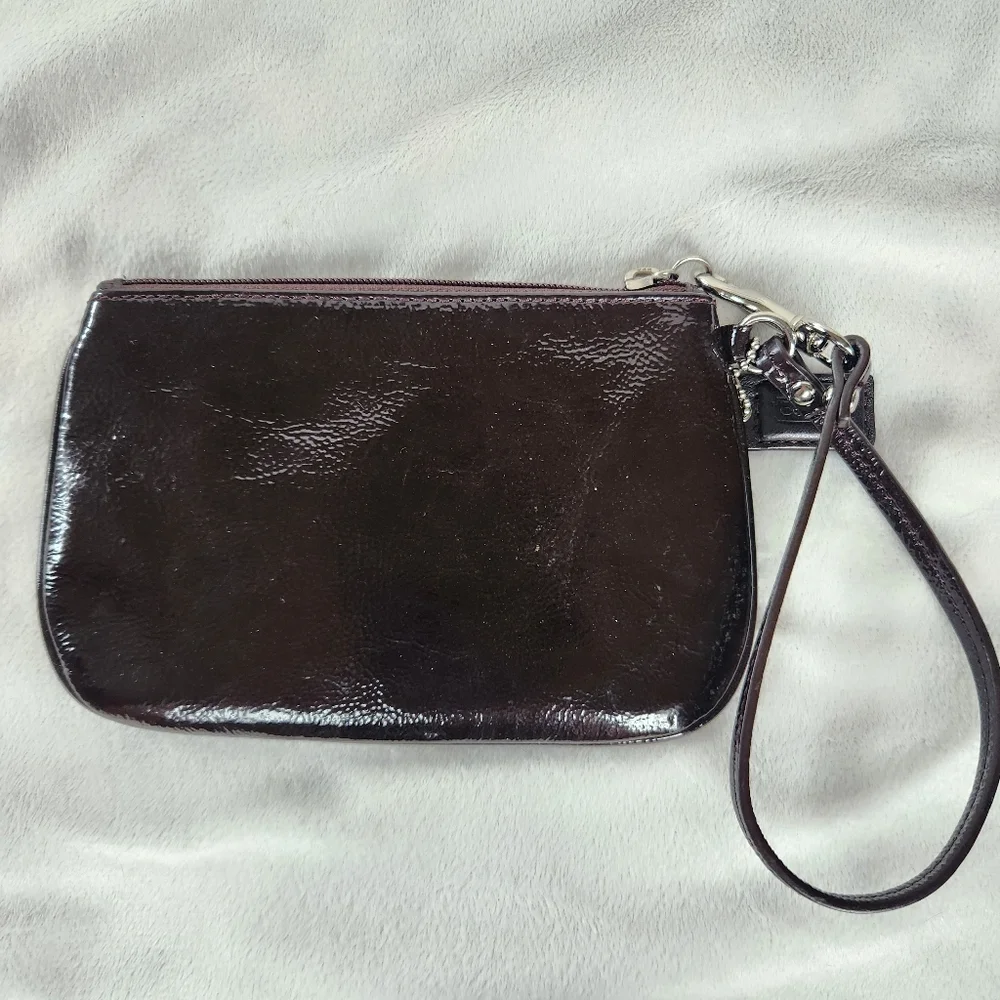 Coach Wristlet Leather Mahogany F47782 - Picture 2 of 8